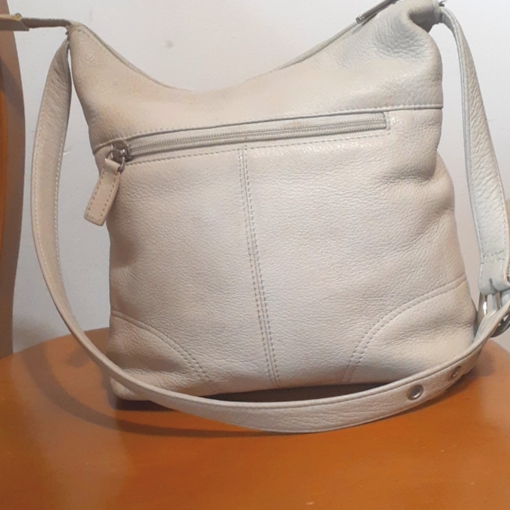 Stone Mountain Classic Leather Hobo Bag